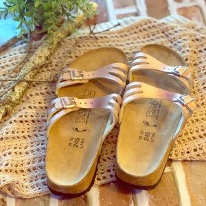 NWOT rose gold metallic Birkenstock Birkies sz 38